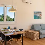Pool House Renata Ferienhaus