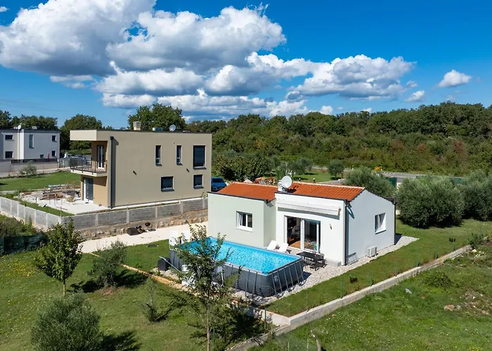 Vikendica Pool House Renata *